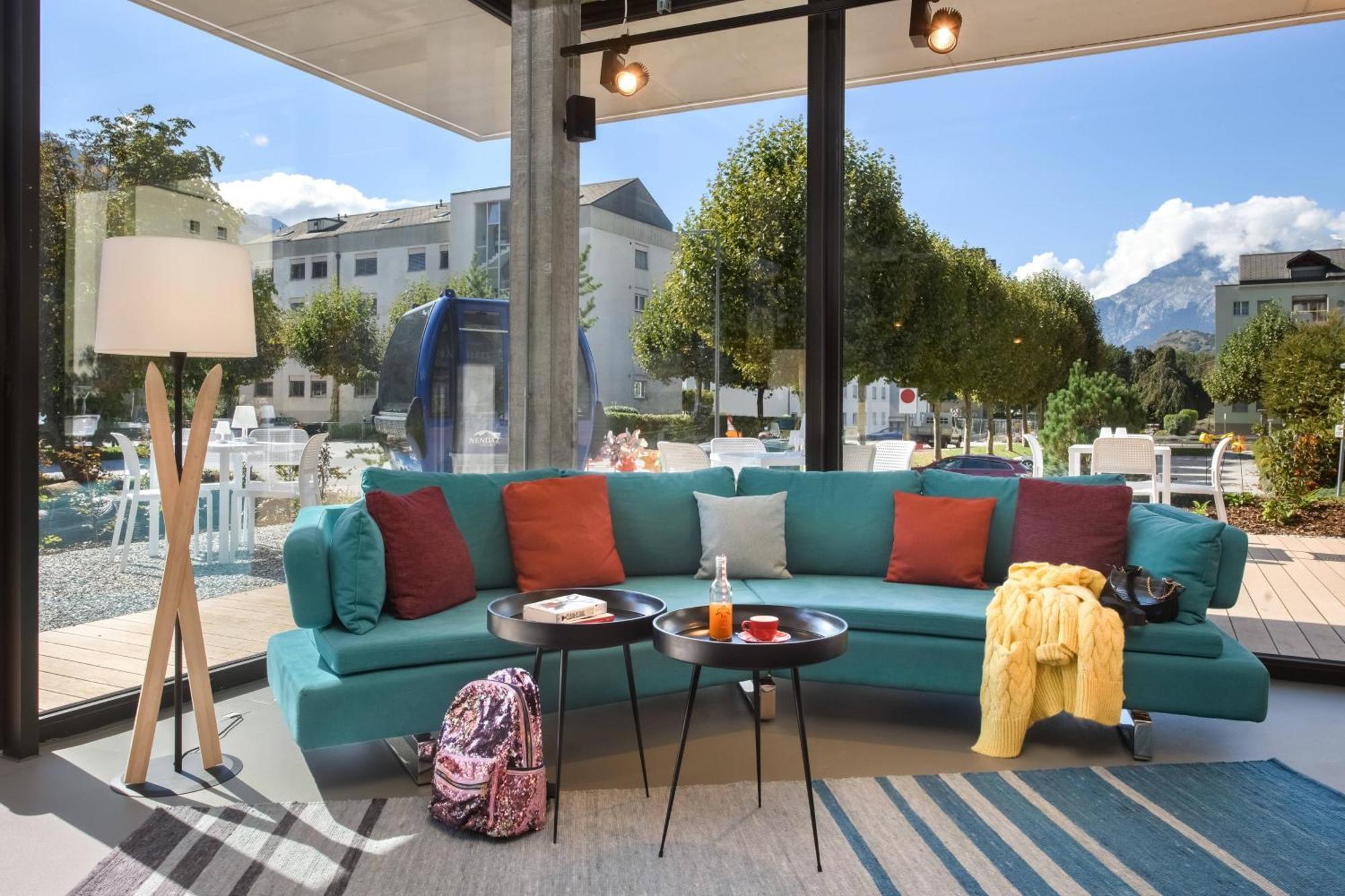 Отель Moxy Сион Экстерьер фото